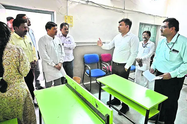 పోలింగ్‌కు ఏర్పాట్లు చేయండి