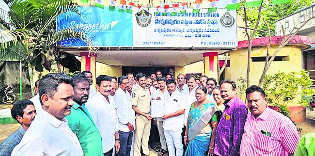 దేవుడా.. నీతోనే ఆటలా! 