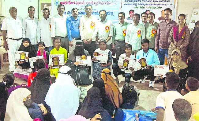 సాంఘికశాస్త్రం ఎంతో కీలకం 