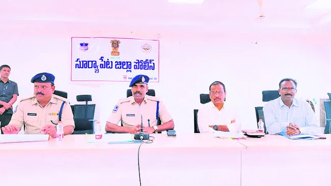 బాలల వికాసానికి కృషిచేయాలి