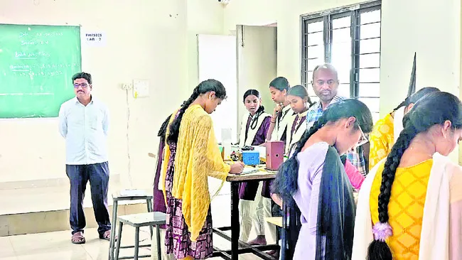 కేయూ పీజీ కళాశాల ప్రిన్సిపాల్‌గా నిర్మల