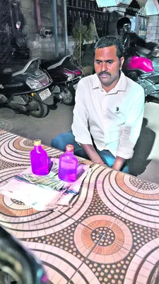 ఏసీబీ వలలో సచివాలయ ఉద్యోగి 