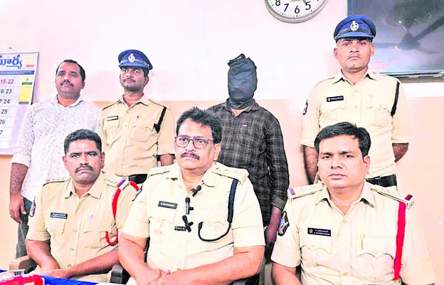 మానసిక వికలాంగురాలిపై అత్యాచారం 