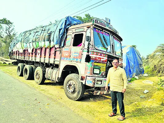 ● రూ.7 లక్షల విలువైన ధాన్యం లారీ పట్టివేత  
