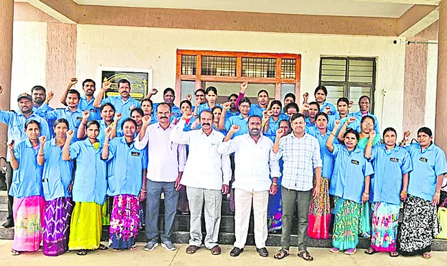 మోడల్‌ స్కూల్స్‌ ప్రవేశాలకు దరఖాస్తుల ఆహ్వానం