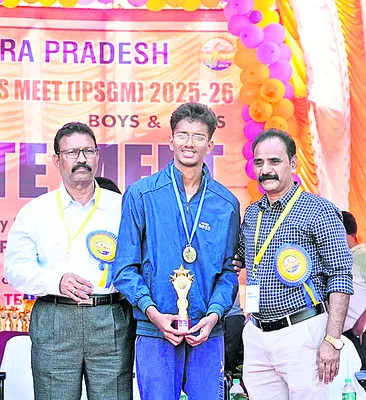 జాతీయ అథ్లెటిక్స్‌ పోటీలకు షణ్ముఖ రావు