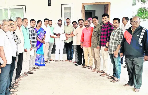 ఫిజియోథెరపిస్ట్‌కు హెచ్చరిక నోటీస్‌ 