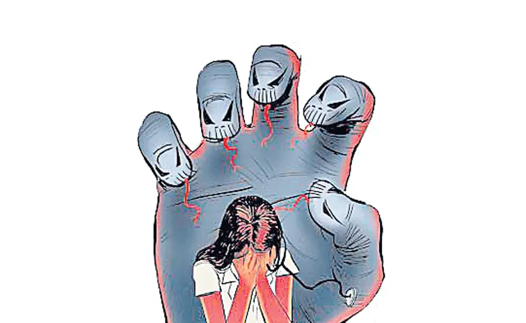 పసి మొగ్గలపై 'విషపు కాటు'