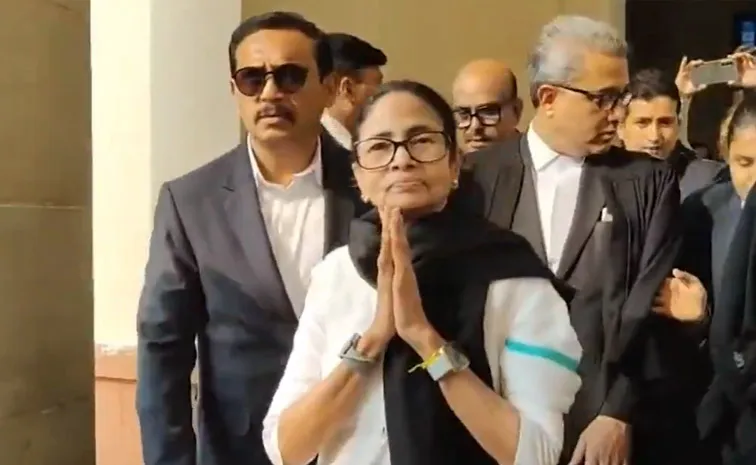 ‘సుప్రీం’కు మమతా.. ‘సవరణ’పై స్వయంగా వాదనలు