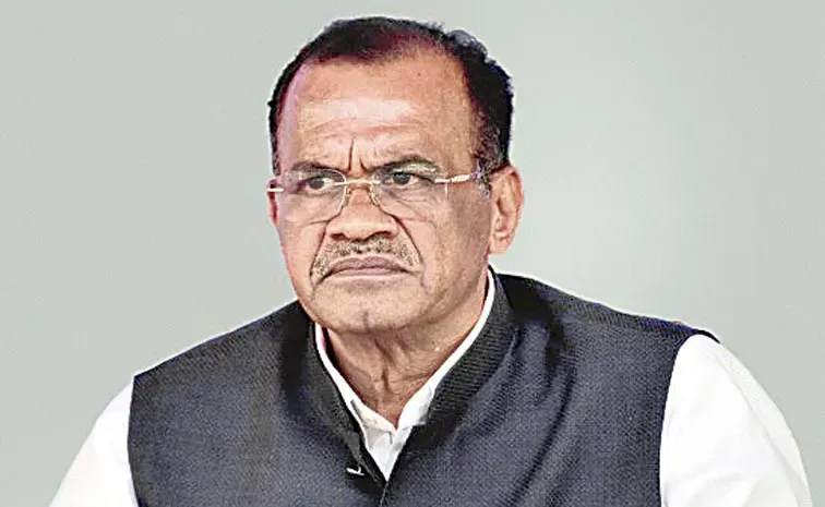 Komati Reddy comments in Miryalaguda