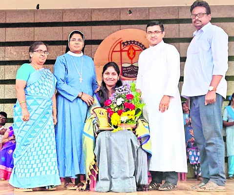 నిరంతర శ్రమతోనే విజయం 