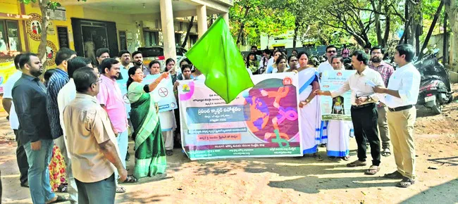 క్యాన్సర్‌ను ప్రారంభ దశలోనే గుర్తించాలి