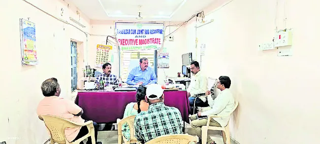 సర్టిఫికెట్లు త్వరగా జారీ చేయండి