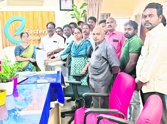 నిలిచిన మీటర్‌ రీడింగ్‌