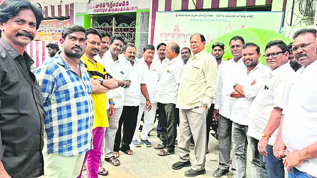 రసకందాయంగా చీరాల రాజకీయం 