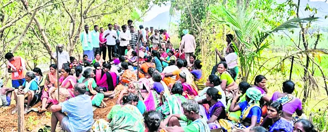 మల్లాంలో సర్వే అడ్డగింత