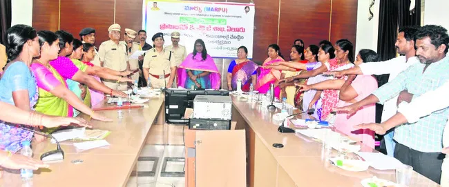 ‘మార్పు’ అమలుపై దృష్టి పెట్టాలి 