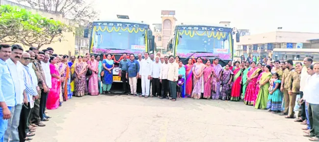 పూరికి ఆర్టీసీ బస్సులు
