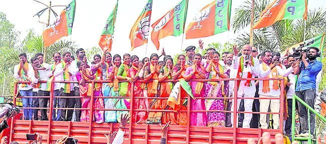  మున్సిపాలిటీలు అప్పగిస్తే.. అభివృద్ధి చేసి చూపిస్తా