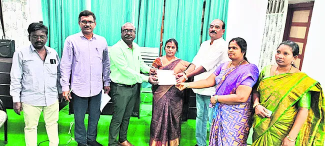 యలమంచిలి వైస్‌ ఎంపీపీగా అమ్మాజీ ఎన్నిక 