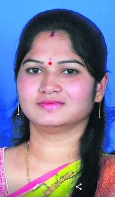 తక్షణమే మోటార్లు అందించాలి 
