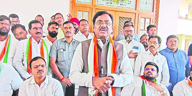 కాంగ్రెస్‌ను గెలిపిస్తే మరిన్ని నిధులు