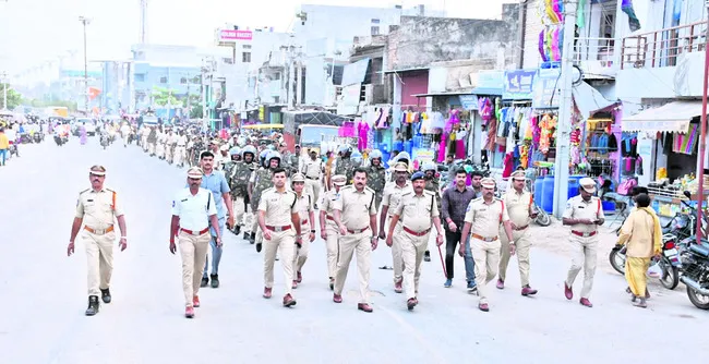అసాంఘిక శక్తుల కదలికలపై నిఘా 