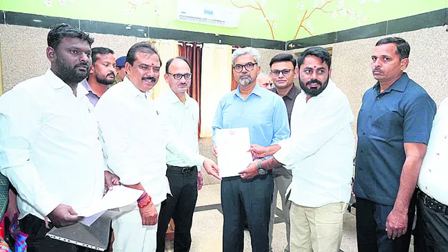 మౌలిక సదుపాయాల కల్పనకు కృషి