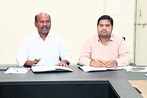 ఖర్చుల వివరాలు స్పష్టంగా నమోదు చేయాలి