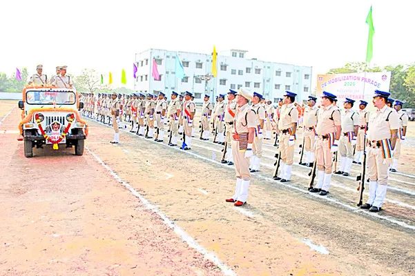 శాంతి భద్రతల పరిరక్షణలో ఏఆర్‌ విభాగం కీలకపాత్ర 