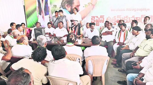 అభివృద్ధిని ప్రతి ఓటరుకూ వివరించండి