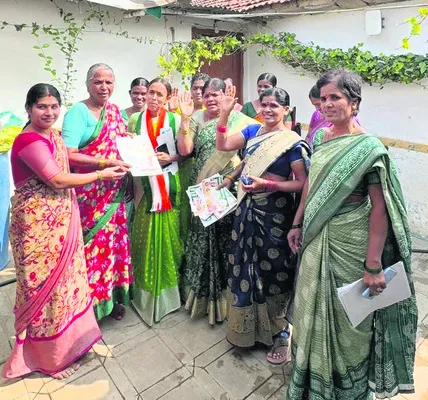 ప్రచార హోరు