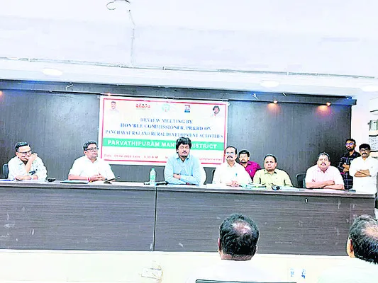 మార్చి నెలాఖరులోగా ఉపాధి పనులు పూర్తిచేయాలి