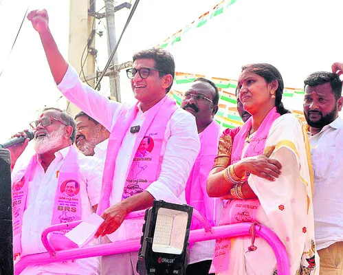 మున్సిపాలిటీలకు ప్రభుత్వం నయాపైసా ఇవ్వలే..