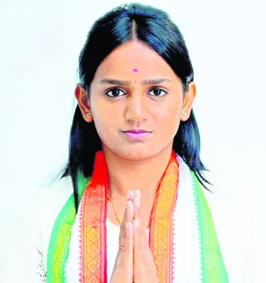  పుర పోరులో యువ న్యాయవాది 