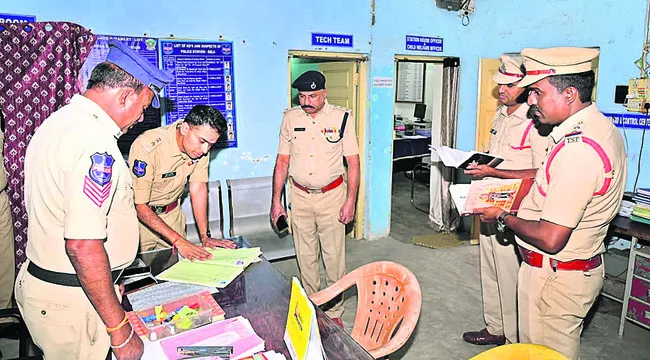 మహిళల భద్రతకు  ప్రత్యేక చర్యలు