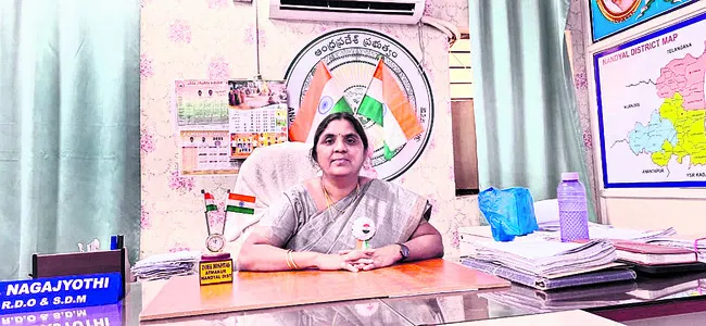 అన్నదాన శిబిరాలను ప్రారంభించాలి 
