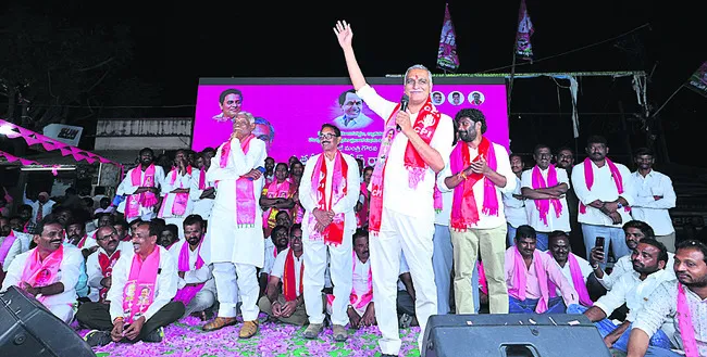 స్కాములతో సింగరేణి ప్రైవేటు పరమే..!