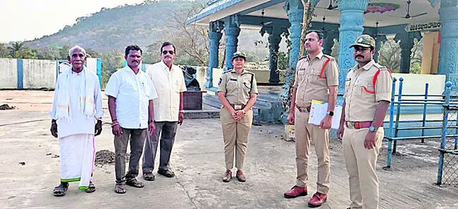 కల్యాణపులోవనుసందర్శించిన డీఎస్పీ శ్రావణి 