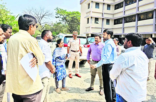 ఎన్నికల విధుల్లో అప్రమత్తంగా ఉండాలి