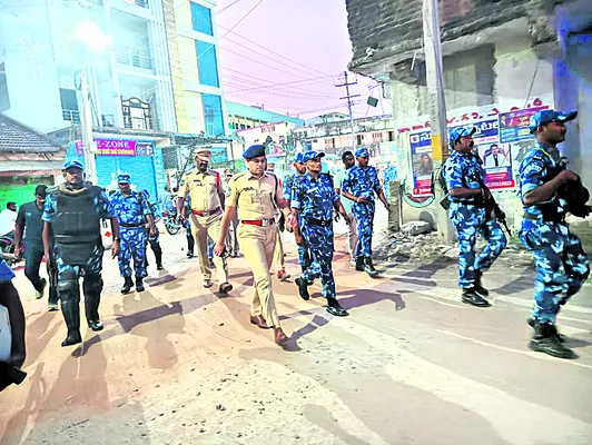 పోలీసుల కవాతు