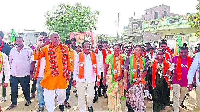 కేంద్రం నిధులతోనే పట్టణాభివృద్ధి