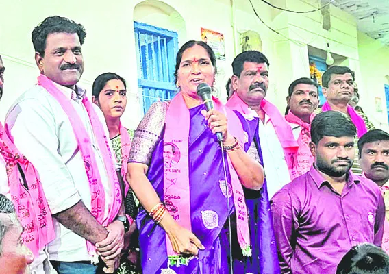 అన్ని రంగాల్లో ప్రభుత్వం విఫలం 