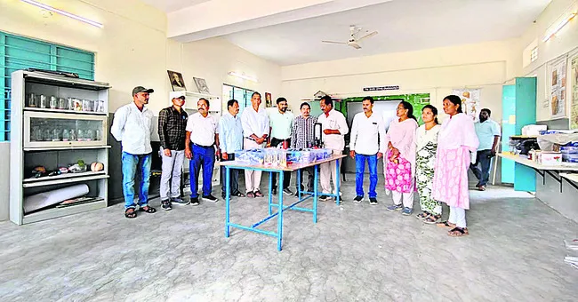 ఉపాధ్యాయుల కృషి అభినందనీయం