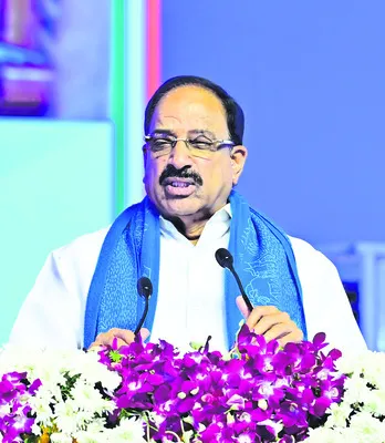 వ్యవసాయ రంగంలో జిల్లా ముందంజ 