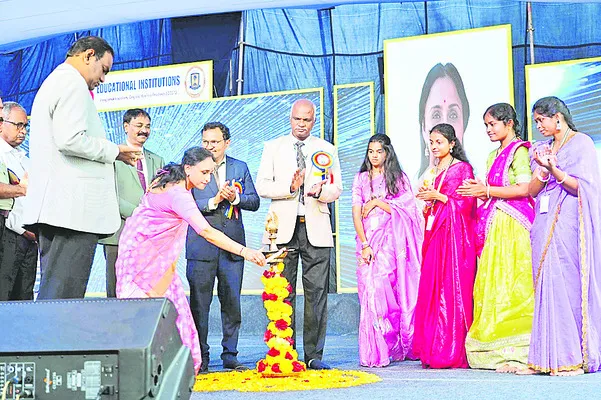 క్విస్‌ ఫెస్ట్‌ – 2026 ప్రారంభం 