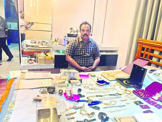 గనులు, భూగర్భ శాఖలో ఏసీబీ సోదాలు 