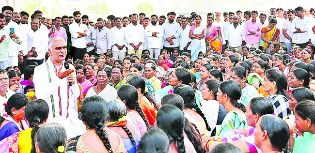 రేవంత్‌ పాలనలో అన్నీ బంద్‌