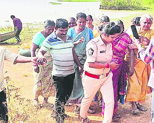 మహిళ ఆత్మహత్యాయత్నం 