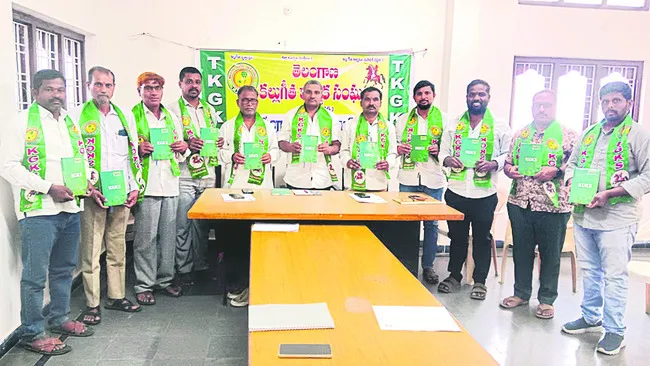 రూ.5 వేల కోట్లు కేటాయించాలి